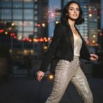sylwestrowa kreacja z eleganckimi spodniami